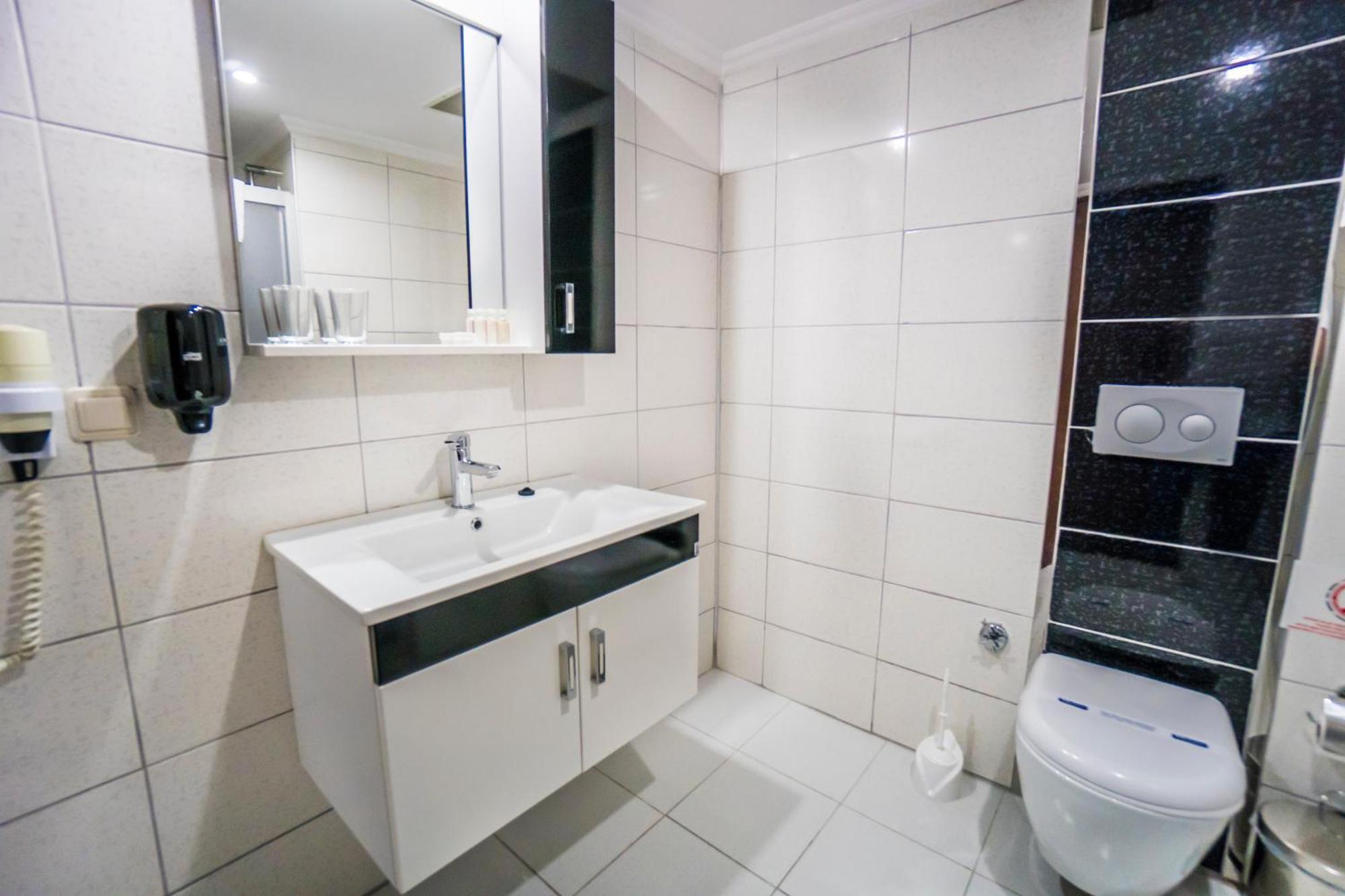 Venus Bieno Hotel Сиде Екстериор снимка