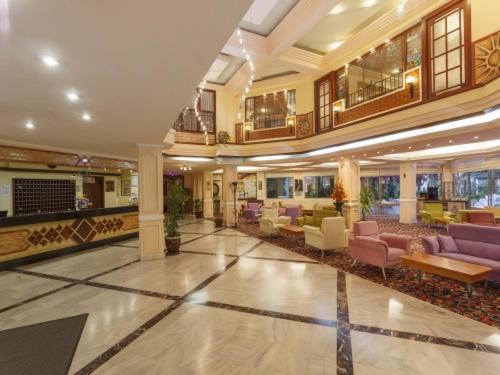 Venus Bieno Hotel Сиде Екстериор снимка